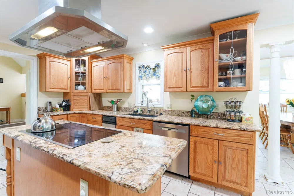 7500 Farley Road Putnam Township, MI 48169