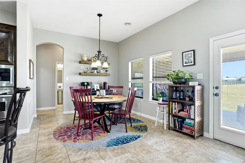 14216 Lucille Drive Newark, TX 76071