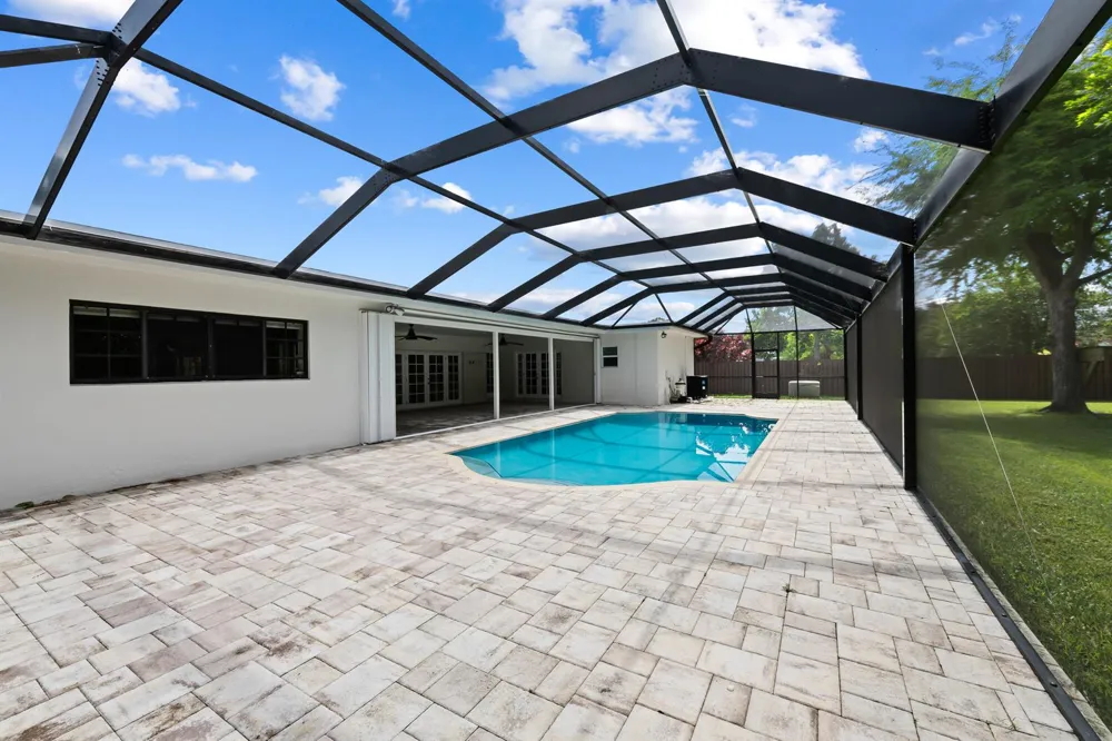 5720 SW 7th Street Plantation, FL 33317