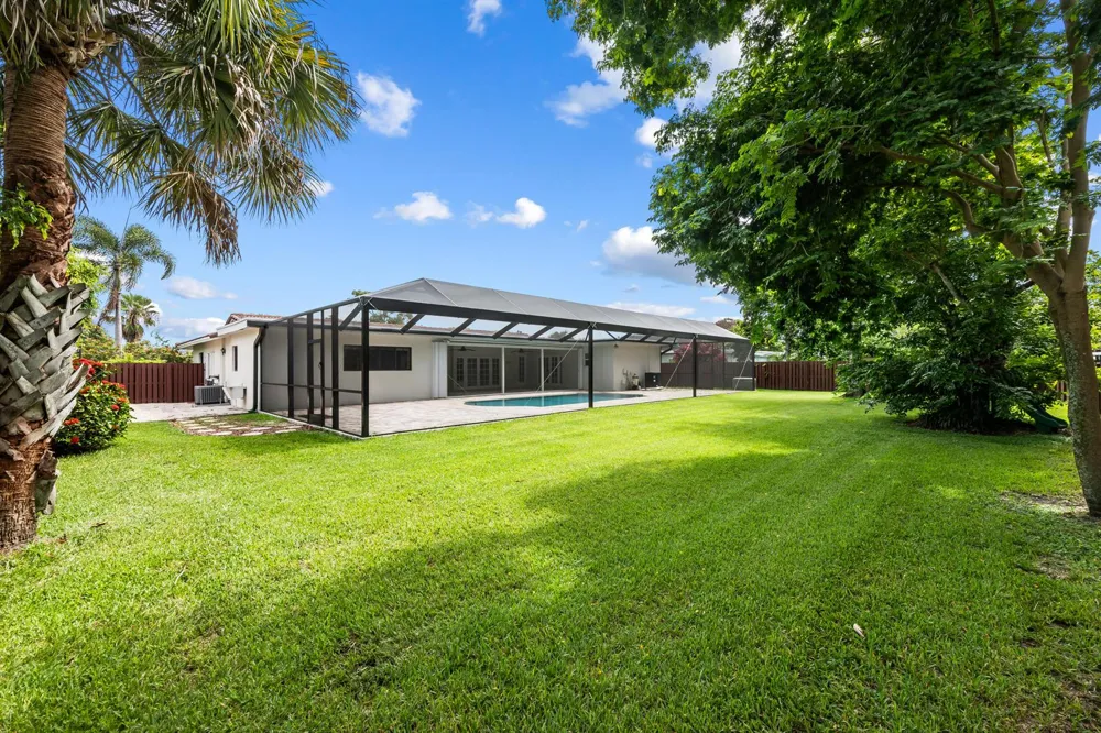 5720 SW 7th Street Plantation, FL 33317