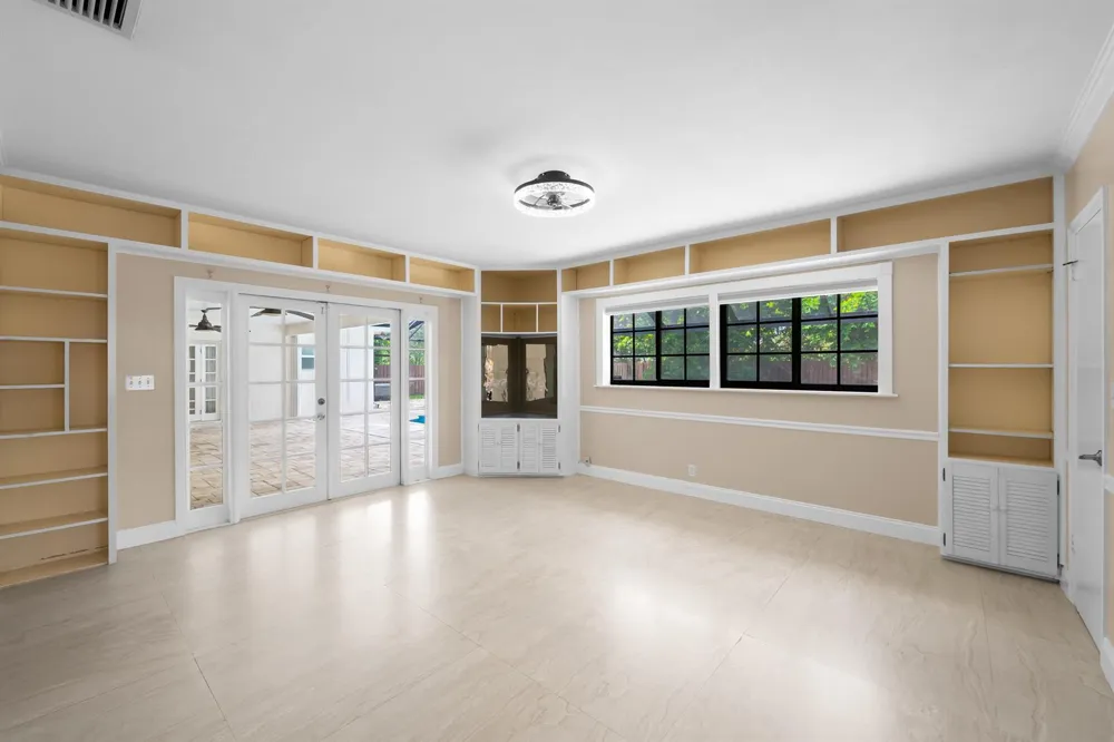 5720 SW 7th Street Plantation, FL 33317