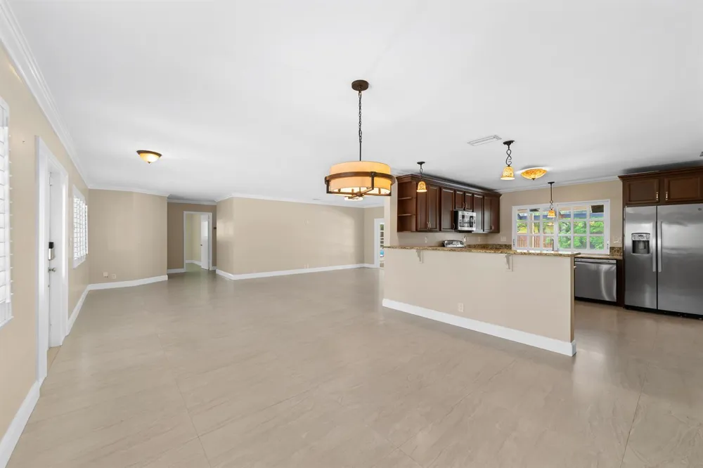 5720 SW 7th Street Plantation, FL 33317