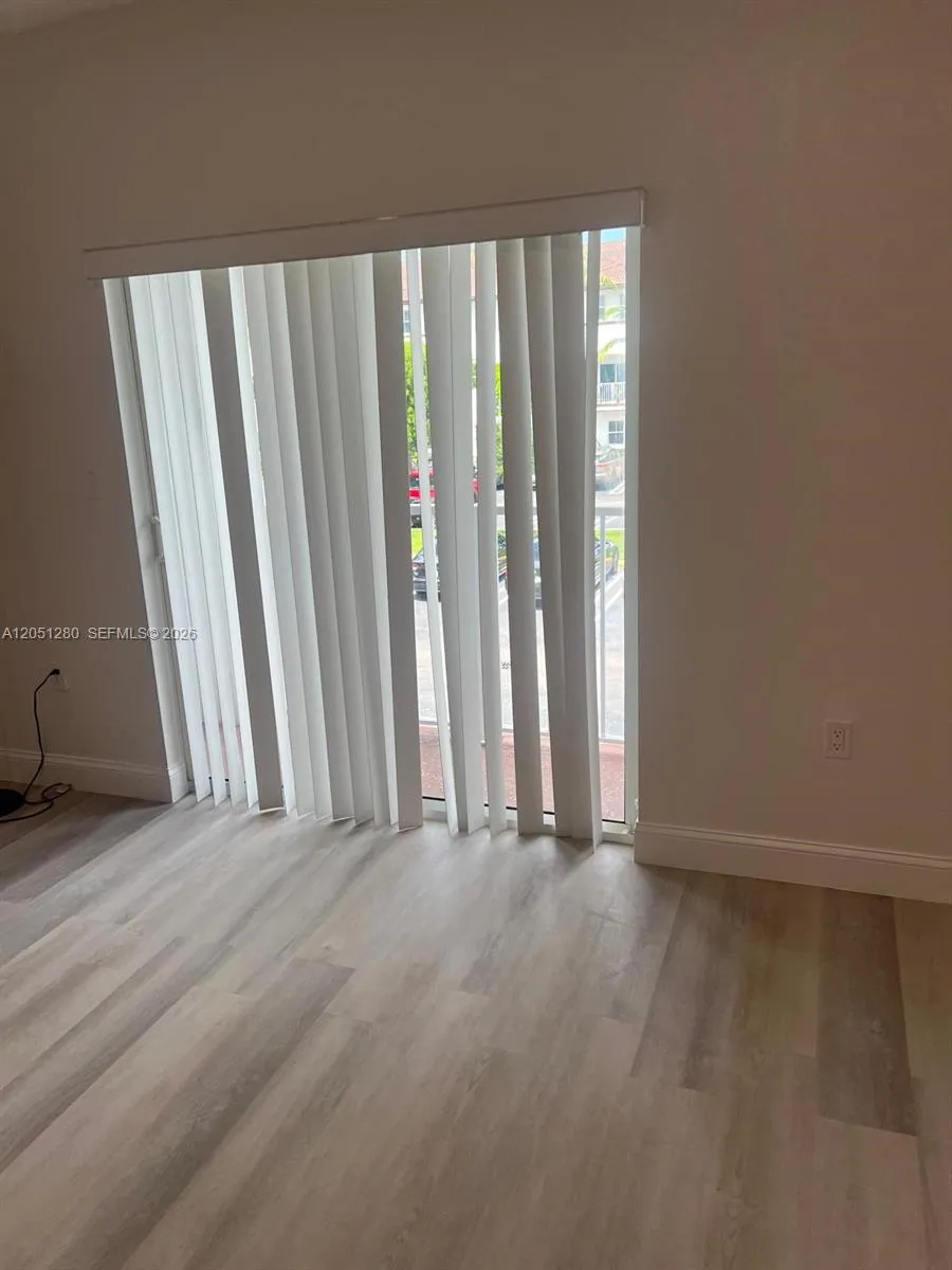 8760 NW 97th Ave #205 Doral, FL 33178