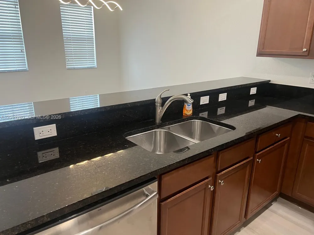 8760 NW 97th Ave #205 Doral, FL 33178
