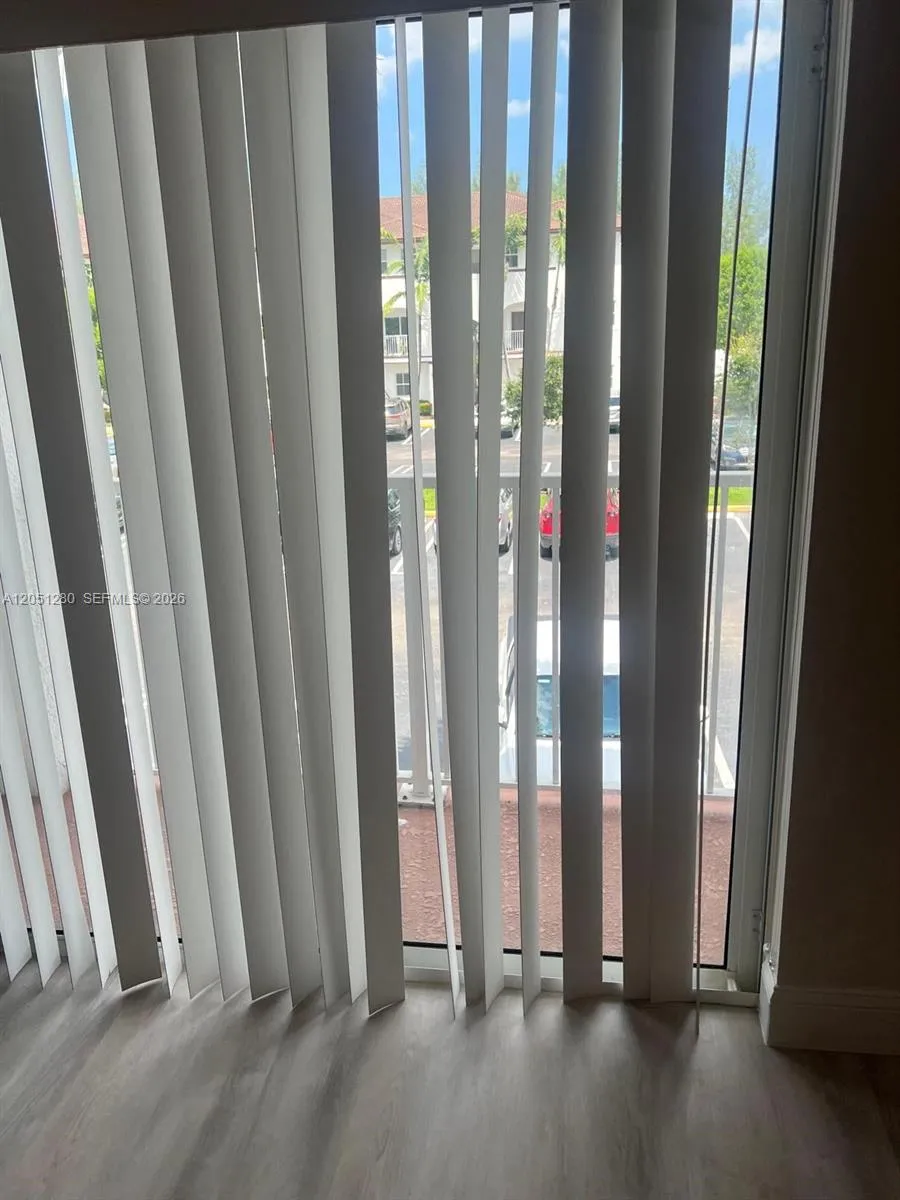 8760 NW 97th Ave #205 Doral, FL 33178