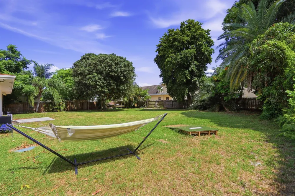 1900 Carissa Road Lake Clarke Shores, FL 33406