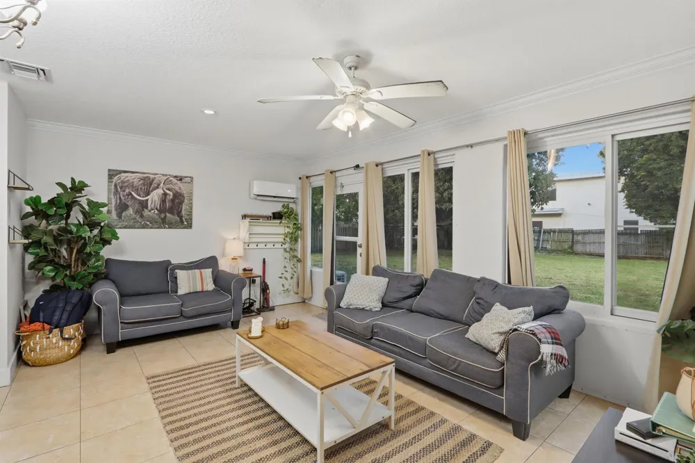 1900 Carissa Road Lake Clarke Shores, FL 33406