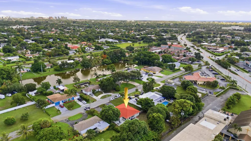 1900 Carissa Road Lake Clarke Shores, FL 33406