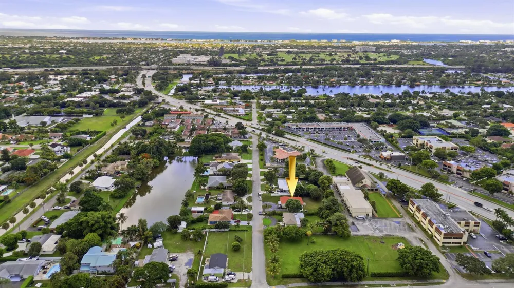 1900 Carissa Road Lake Clarke Shores, FL 33406