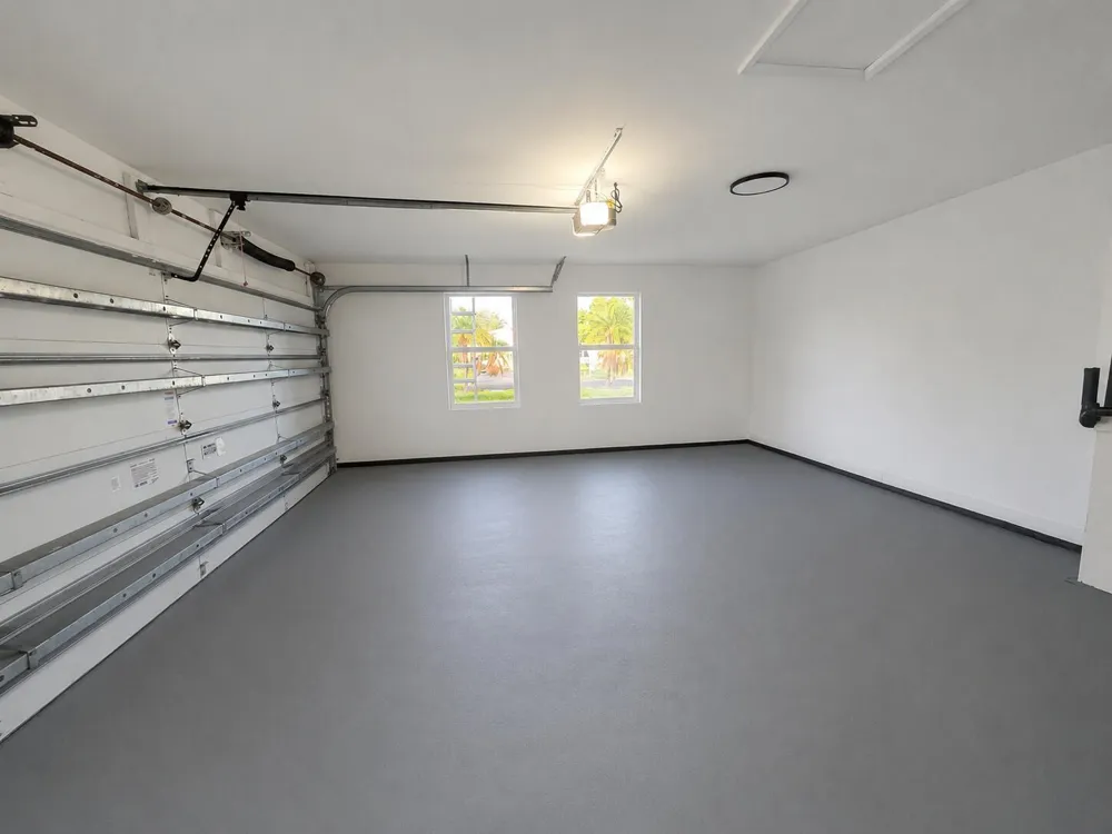 2660 NW 83rd Terrace Coral Springs, FL 33065