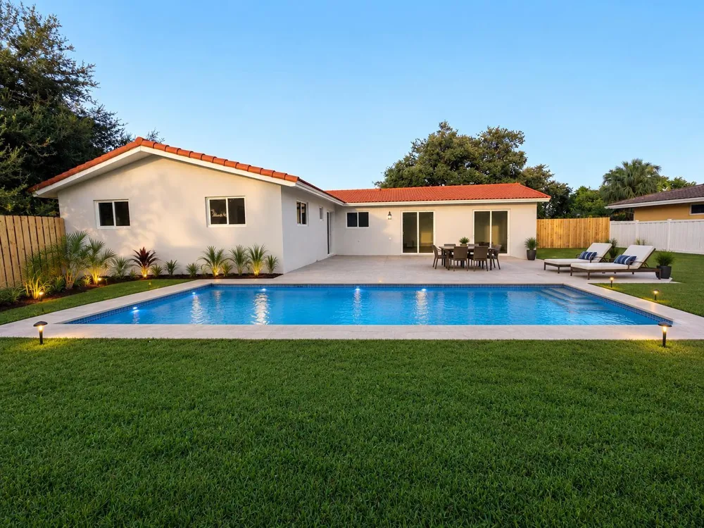 2660 NW 83rd Terrace Coral Springs, FL 33065
