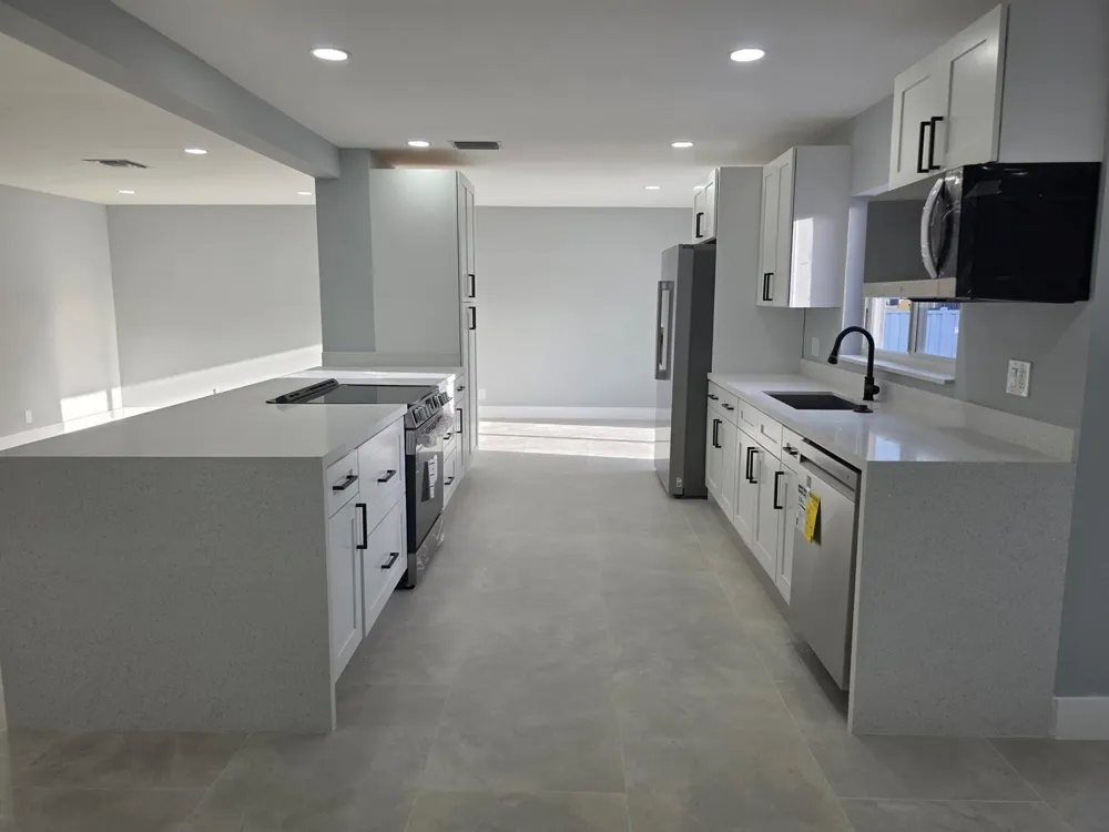 2660 NW 83rd Terrace Coral Springs, FL 33065