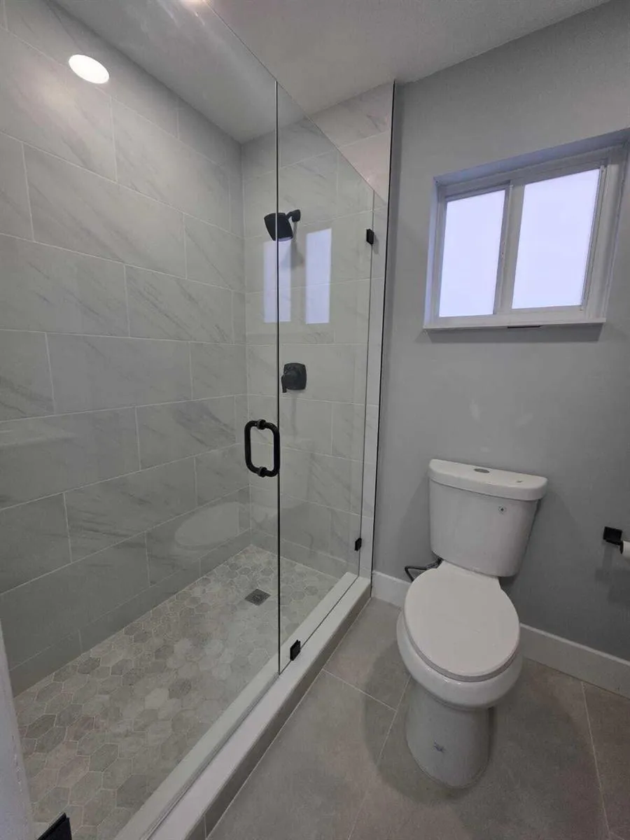 2660 NW 83rd Terrace Coral Springs, FL 33065
