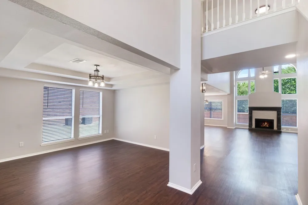 4729 WoodHaven Lane Haltom City, TX 76137