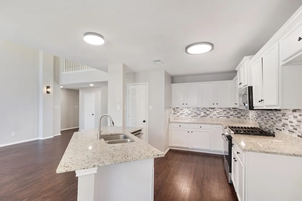 4729 WoodHaven Lane Haltom City, TX 76137