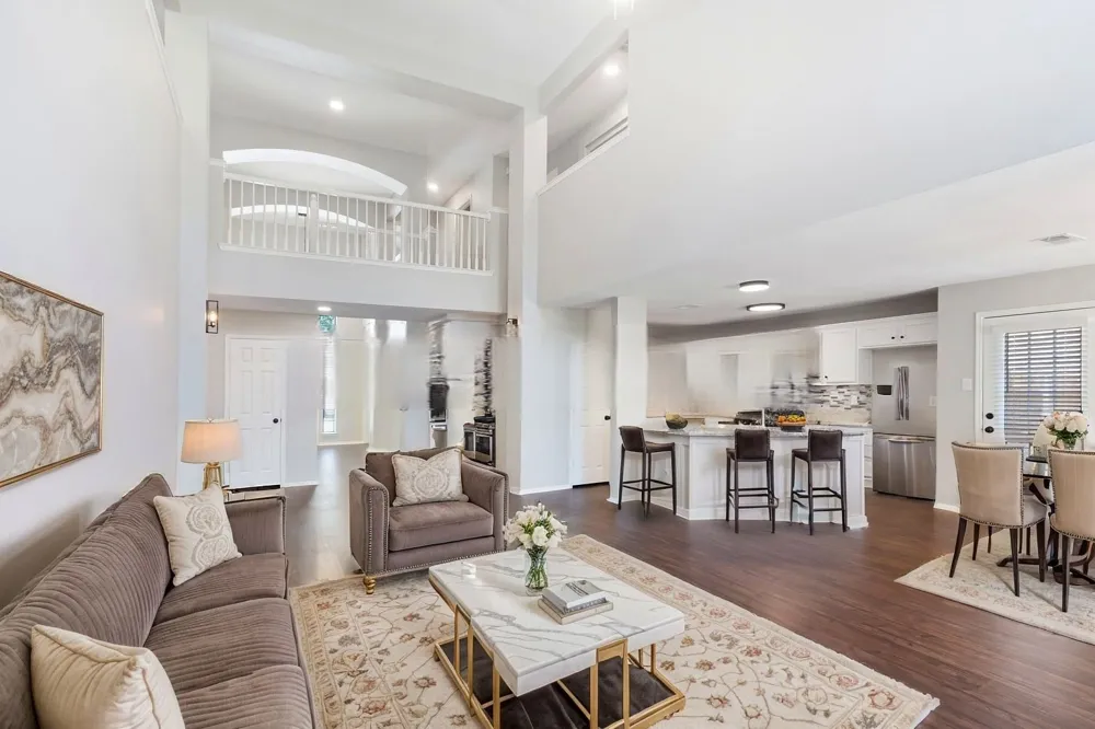 4729 WoodHaven Lane Haltom City, TX 76137