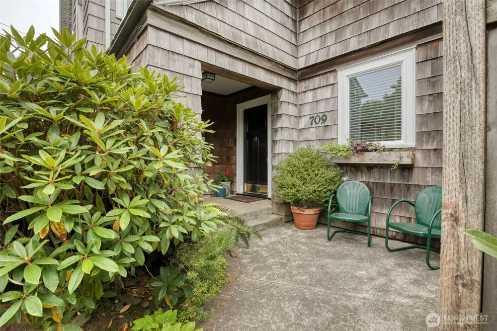 709 "N" STREET Aberdeen, WA 98520