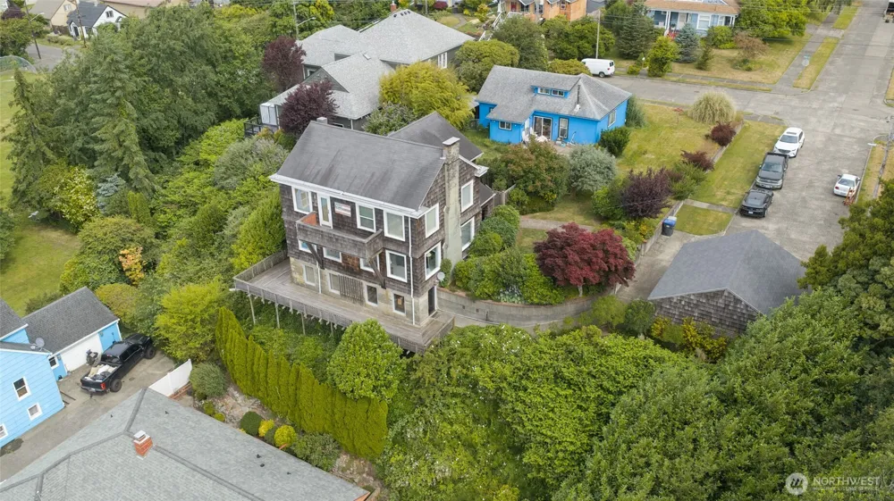 709 "N" STREET Aberdeen, WA 98520