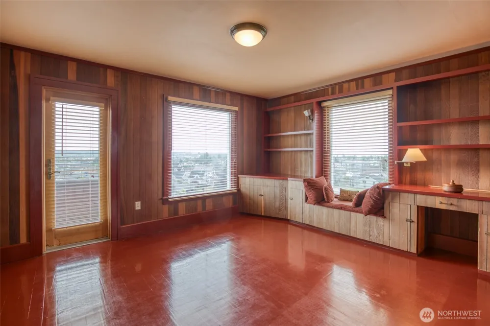 709 "N" STREET Aberdeen, WA 98520