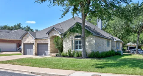 4801 Interlachen Lane