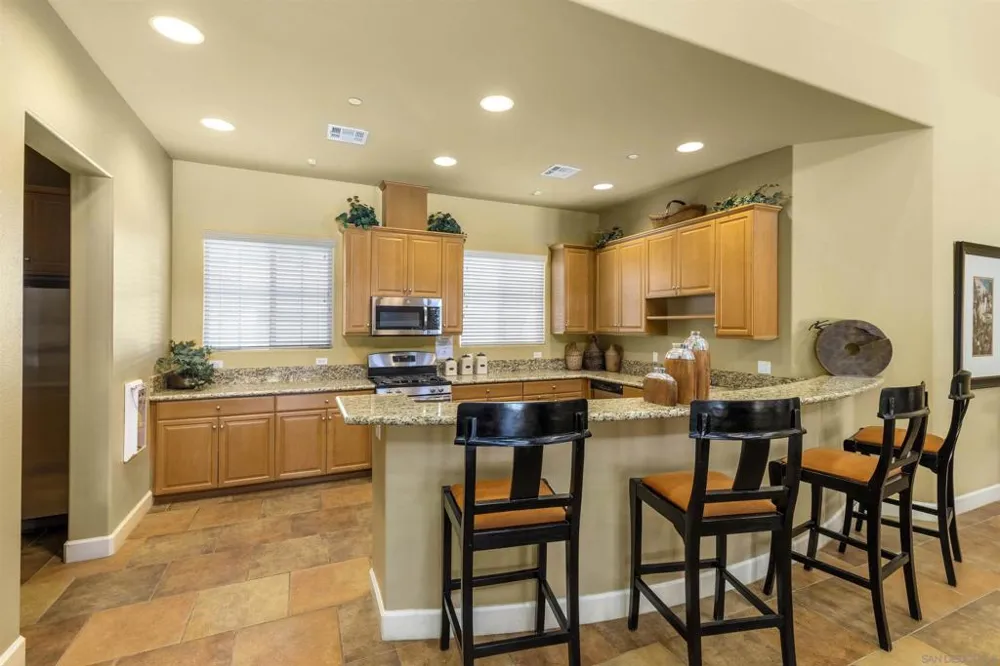 10782 New Grove Trl #84 Carmel Valley, CA 92130