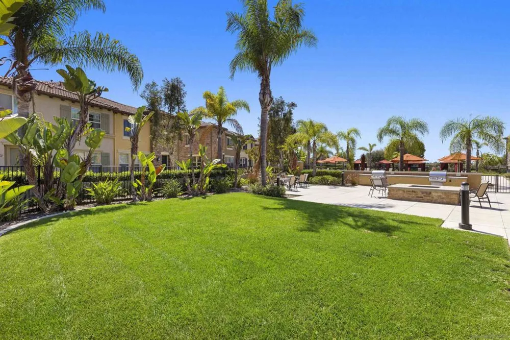 10782 New Grove Trl #84 Carmel Valley, CA 92130