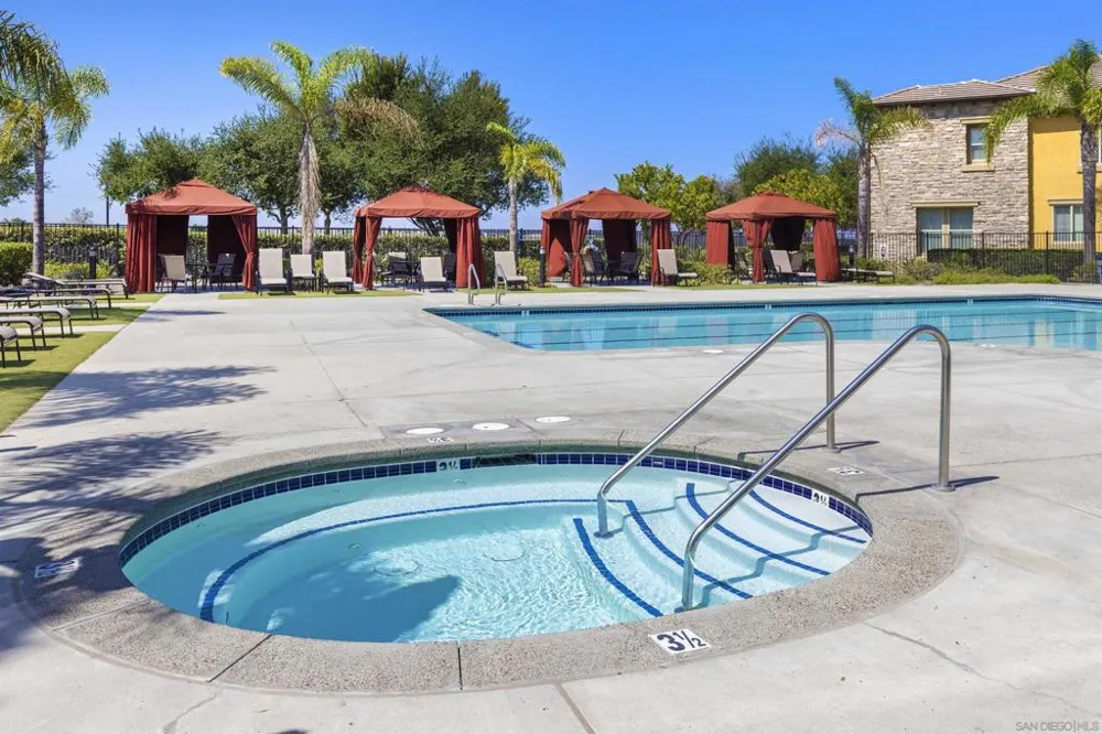 10782 New Grove Trl #84 Carmel Valley, CA 92130