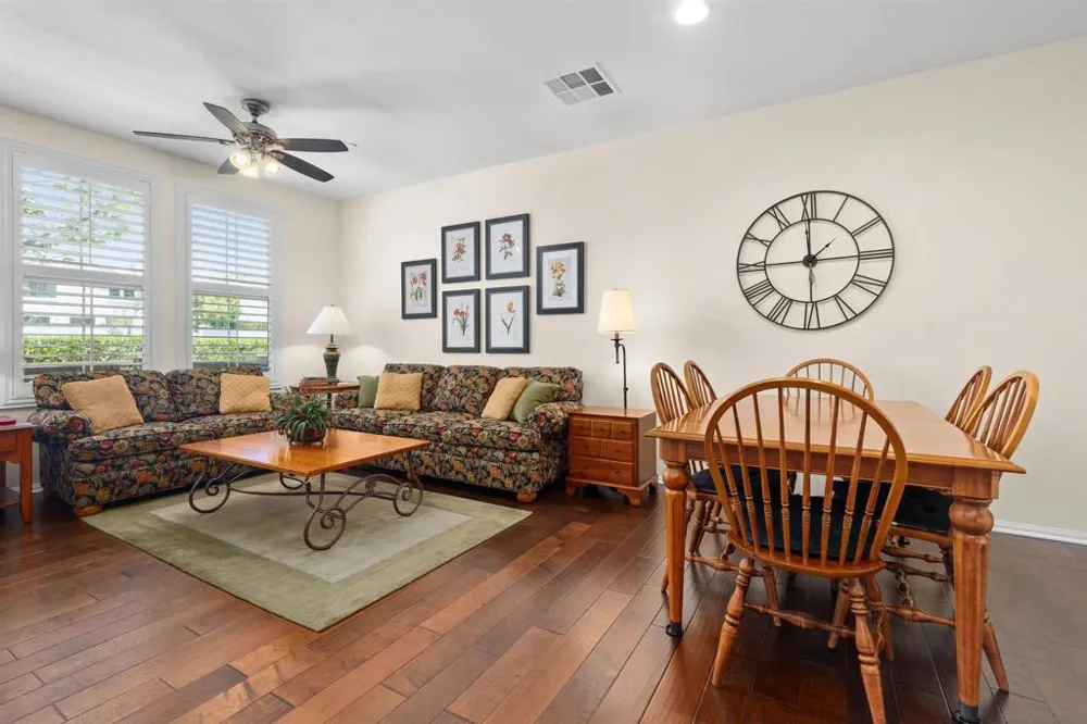 10782 New Grove Trl #84 Carmel Valley, CA 92130