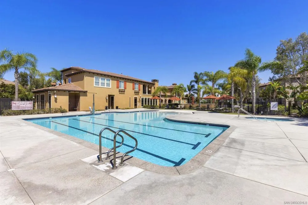 10782 New Grove Trl #84 Carmel Valley, CA 92130