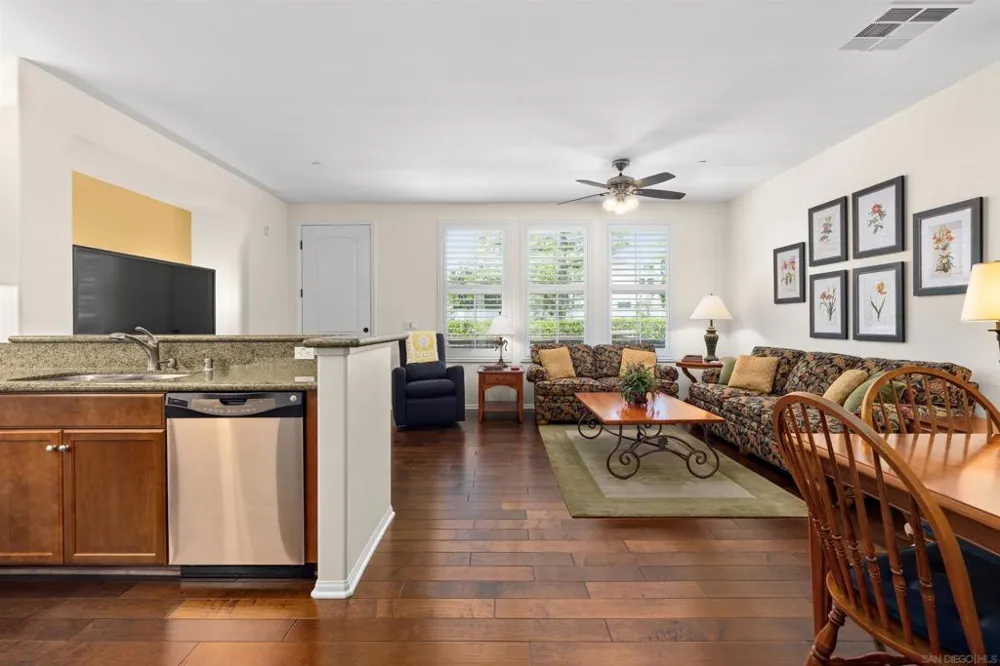10782 New Grove Trl #84 Carmel Valley, CA 92130