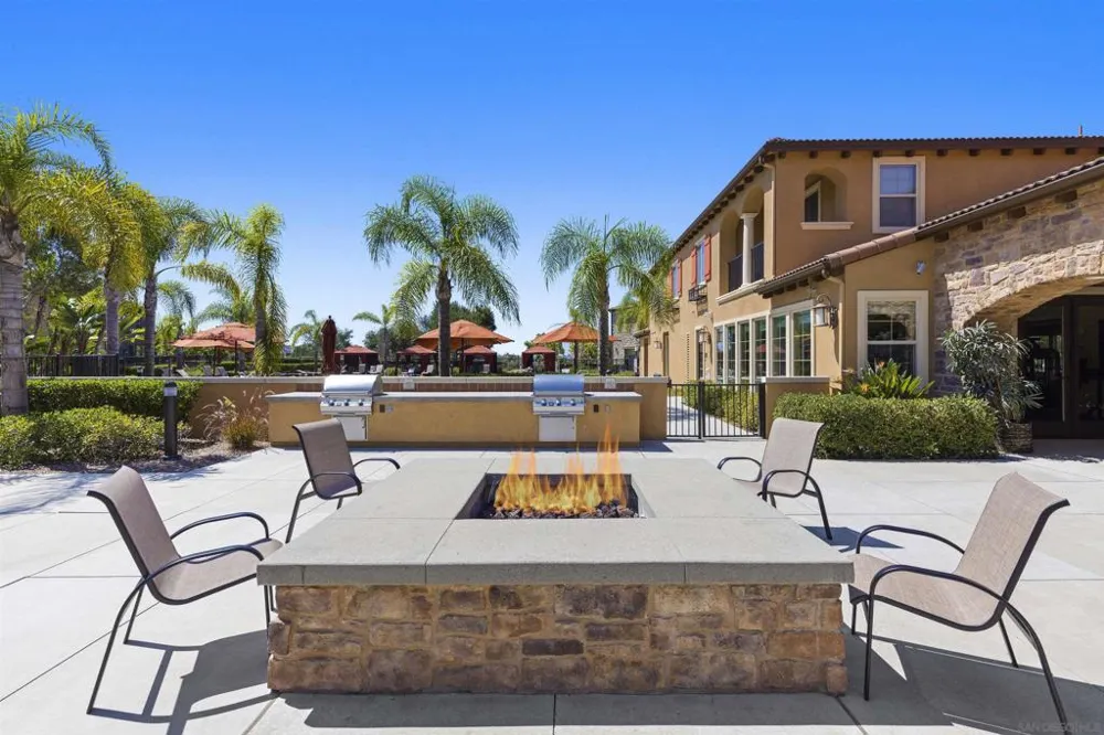 10782 New Grove Trl #84 Carmel Valley, CA 92130