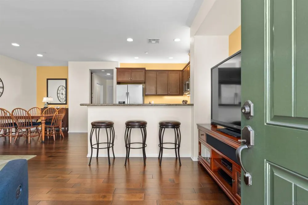 10782 New Grove Trl #84 Carmel Valley, CA 92130