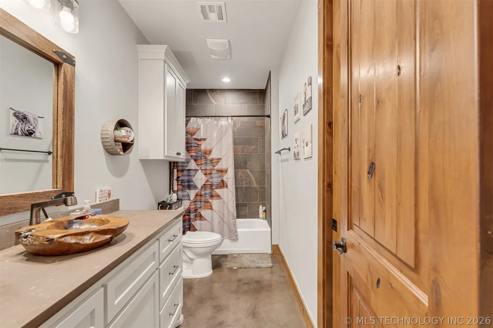 5132 S 194th Street W Boynton, OK 74422