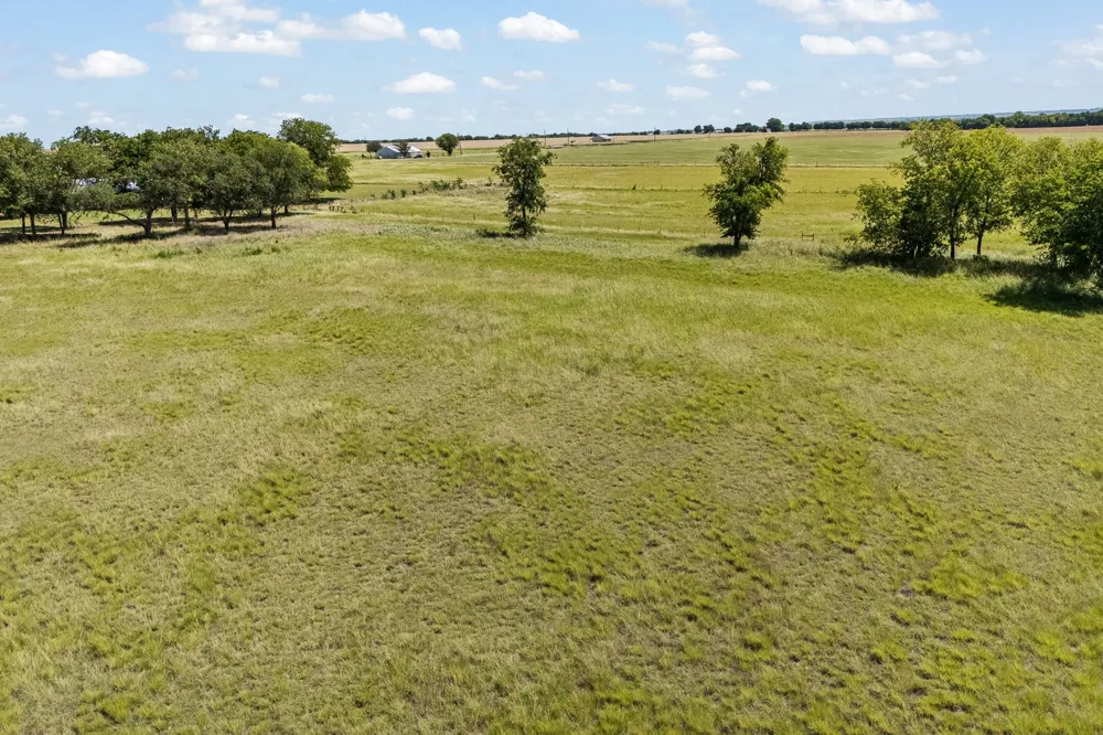 HCR 4123. Itasca, TX 76055
