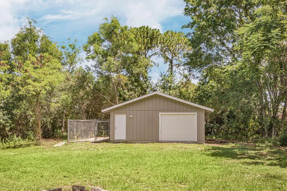 18565 47th Court Loxahatchee, FL 33470