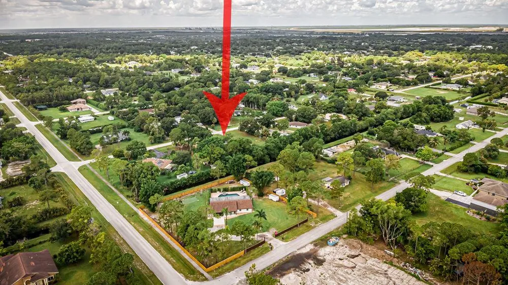 18565 47th Court Loxahatchee, FL 33470