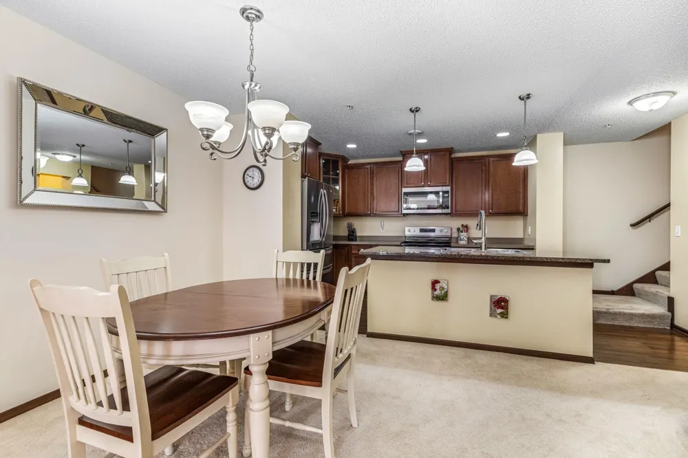3375 Maureen Lane Stillwater, MN 55082