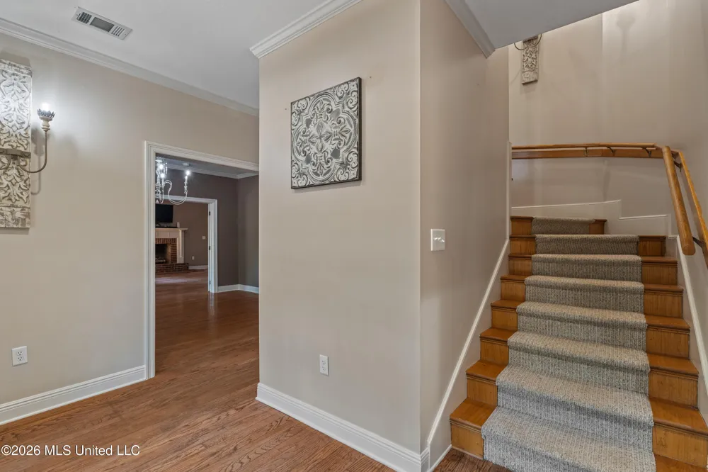 16 Dunleith Court Hattiesburg, MS 39402