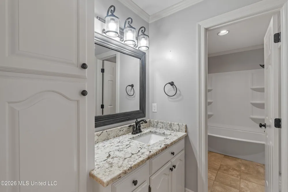 16 Dunleith Court Hattiesburg, MS 39402