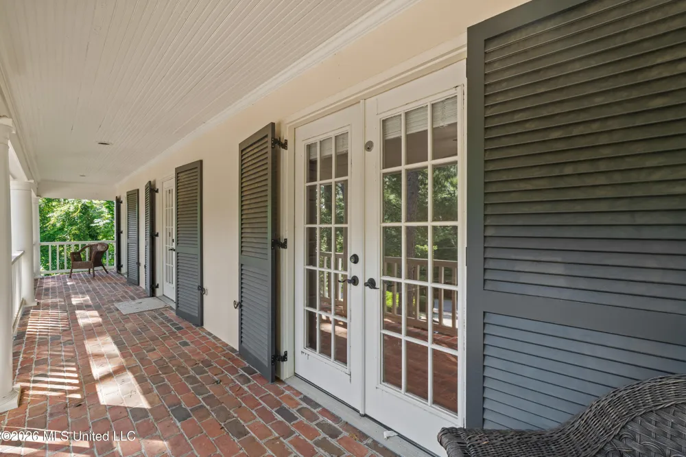 16 Dunleith Court Hattiesburg, MS 39402