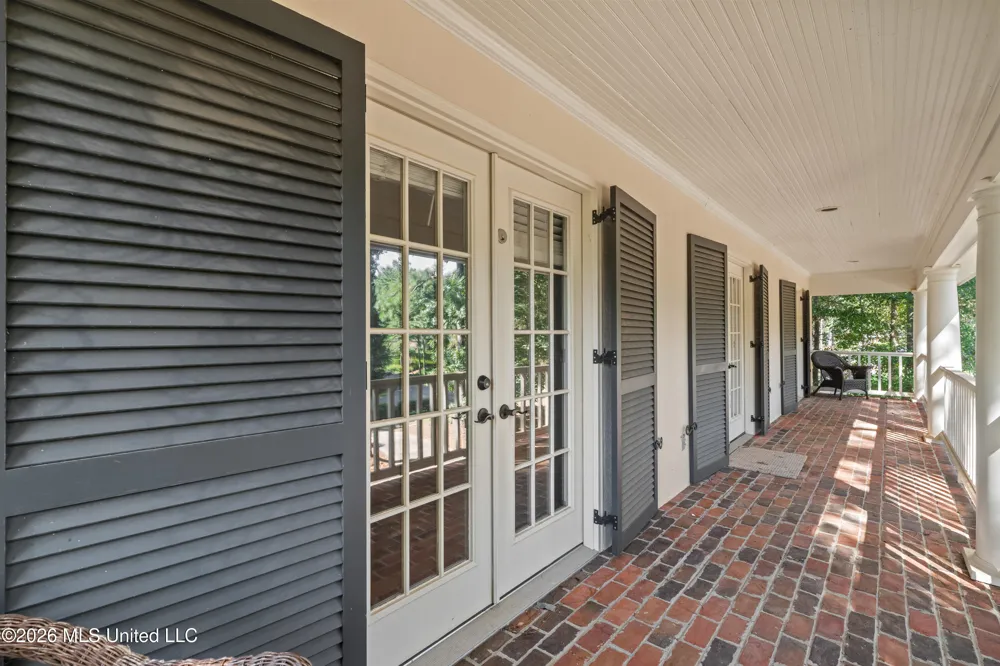 16 Dunleith Court Hattiesburg, MS 39402
