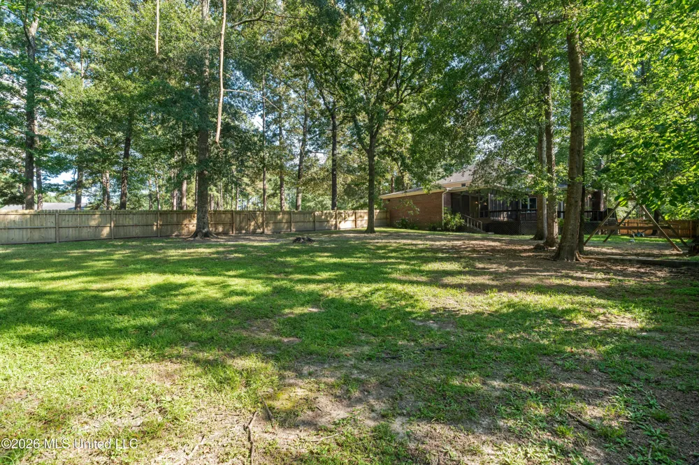 16 Dunleith Court Hattiesburg, MS 39402