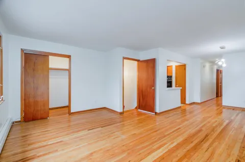 180 WEST 3RD ST