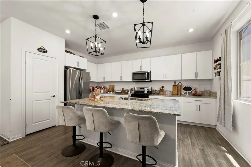 34432 Granite Rd. Yucaipa, CA 92399