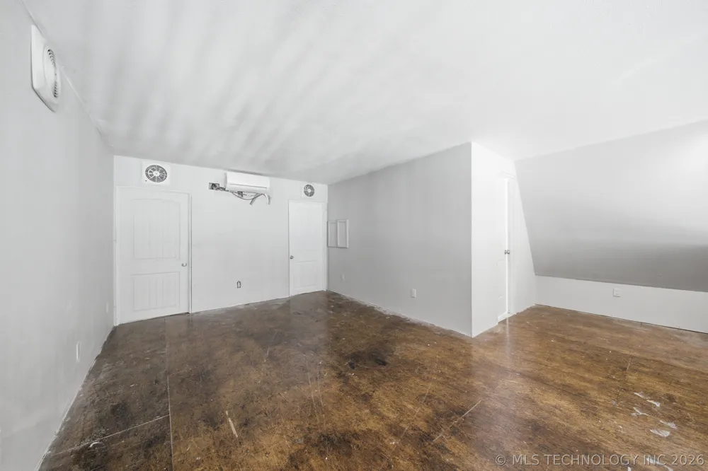 2302 E 96th Street Sperry, OK 74073
