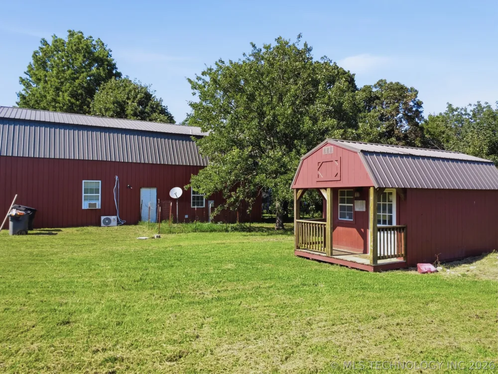 2302 E 96th Street Sperry, OK 74073
