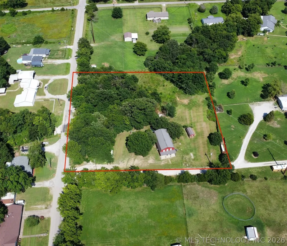 2302 E 96th Street Sperry, OK 74073