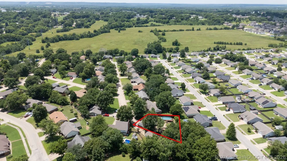 1102 W 20th Street Claremore, OK 74017