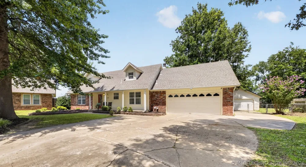 1102 W 20th Street Claremore, OK 74017