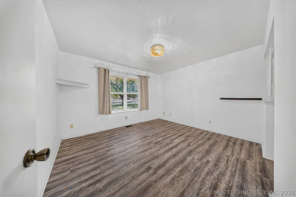 1102 W 20th Street Claremore, OK 74017